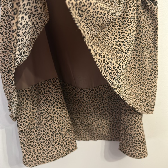 Leopard print tank top with ruffle details - Large - Picture 5 of 5